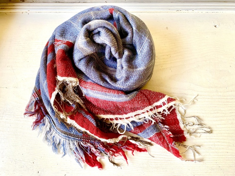 玉木新目ショール①