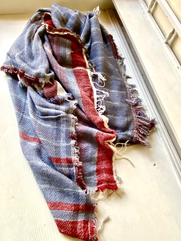 玉木新目ショール⓷