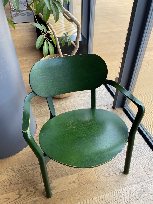 緑の椅子①